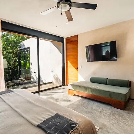 Casa Kefi- Award Winning - Jungle Paradise