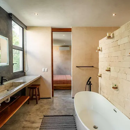 Casa Kefi- Award Winning - Jungle Paradise Holiday home