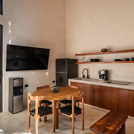Casa Kefi- Award Winning - Jungle Paradise Holiday home