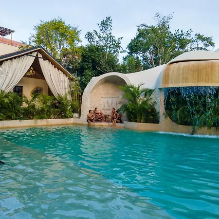 Hotel Nevana Luxury By La Zebra