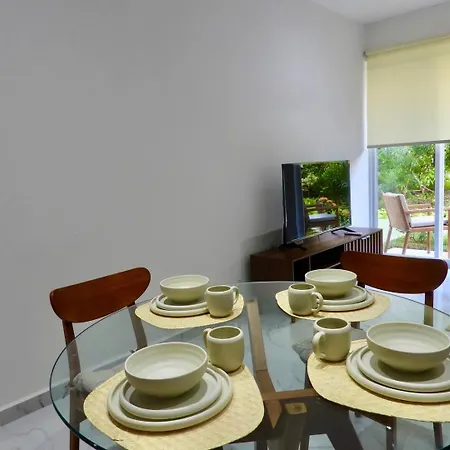 New! Jungle Chic Retreat In Aldea Apartment