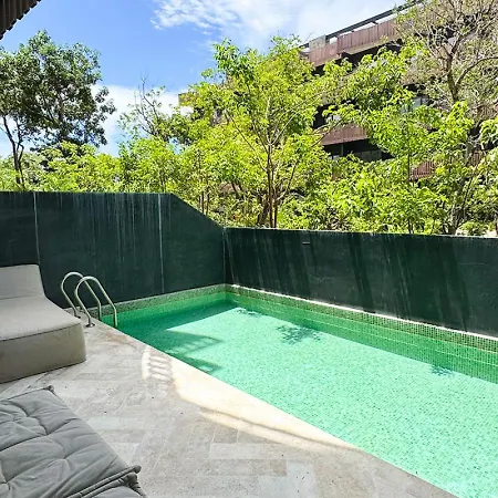 New 2bdr Unit Step Away From Caribbean Beaches *