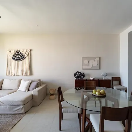 Eeb Ti Kaan - Luxury Oceanfront Residences