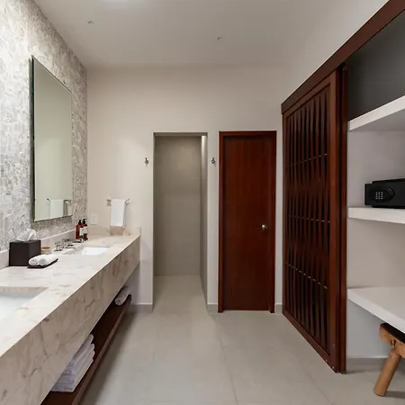 Eeb Ti Kaan - Luxury Oceanfront Residences Tulum