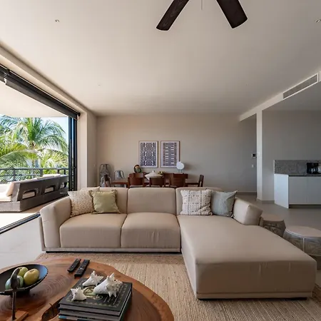 Aparthotel Eeb Ti Kaan - Luxury Oceanfront Residences
