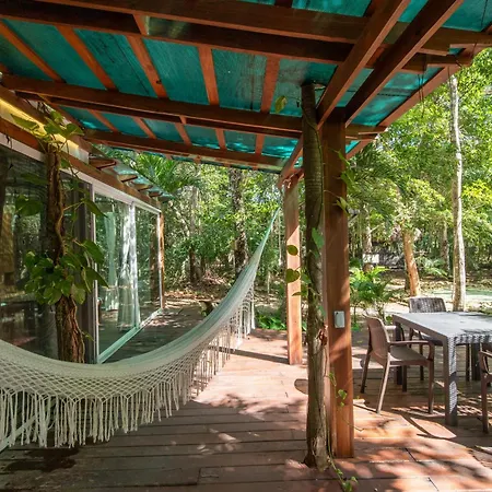 Private Jungle With Full Kitchen & Pool Access *