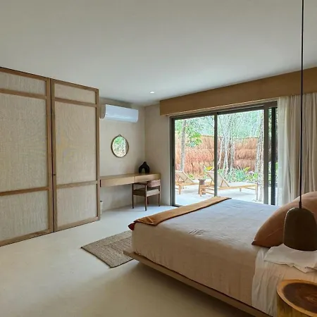 Luxury 3 Bedroom With Private Pool Aflora Holiday home