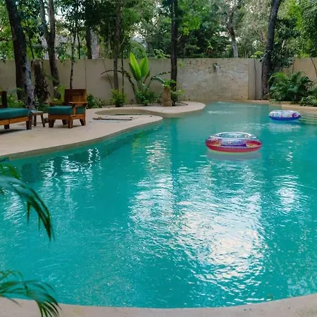 Holiday home Private 6br Jungle Compound With Rooftop Pool *