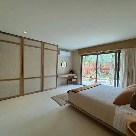 Luxury 3 Bedroom With Private Pool Aflora *