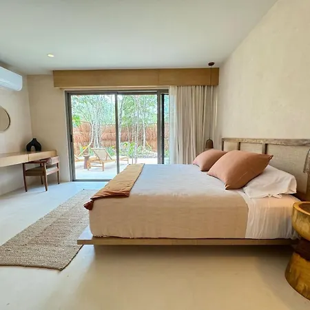 Holiday home Luxury 3 Bedroom With Private Pool Aflora