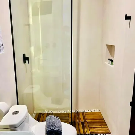 Private Jacuzzi 5 Min From The Beaches Apartment