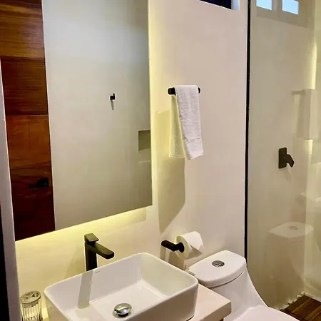 Private Jacuzzi 5 Min From The Beaches Apartment *