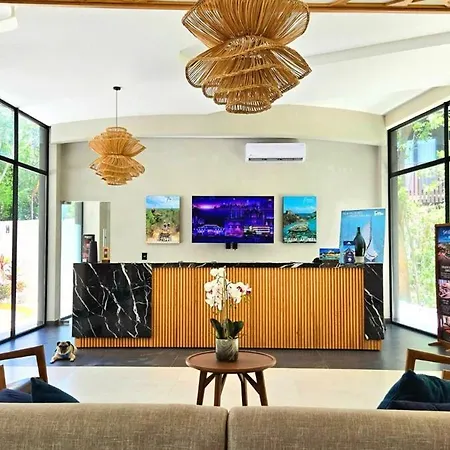 Private Jacuzzi In Zone - Sea View Rooftop Pools & Included