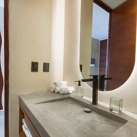 2 Bdm Each With A Private Pool, At Elements Apartment
