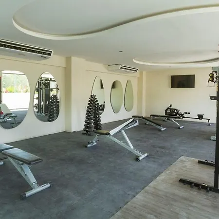 2 Bdm Each With A Private Pool, At Elements Apartment