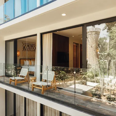 101 Park By Lumina Apartment *