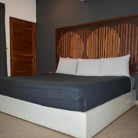 Che & Bar Adults Only Tulum