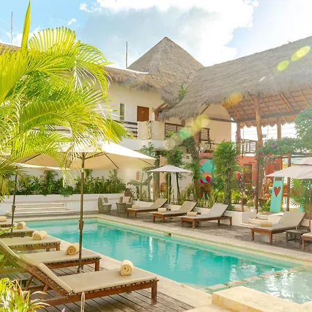 Collection O Kaab Boutique Tulum Centro, Pool And Parking Hotel Tulum