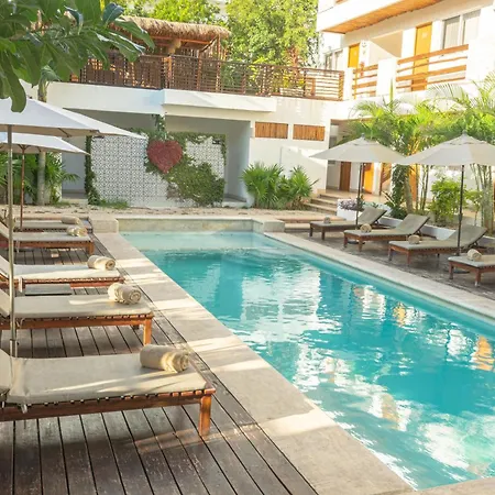Collection O Kaab Boutique Tulum Centro, Pool And Parking 4* Tulum