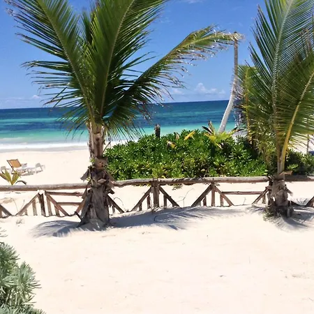 El Caracol Lodge *
