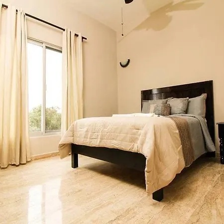 Aparthotel El Vivero 2*