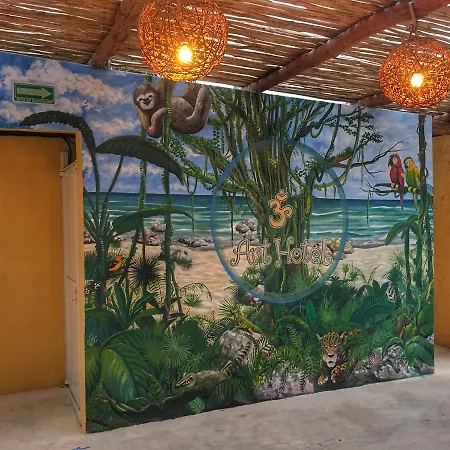 Hotel Art *