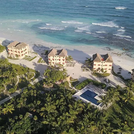 Hotel Caleta Tankah 3*