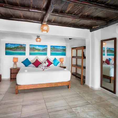 Hotel Playa Canek Beachfront Eco Hotel 4*
