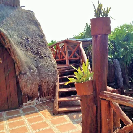 Lodge El Caracol *