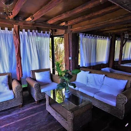 Lodge El Caracol