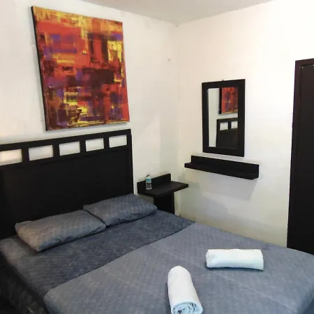 Crucero Bed & Breakfast *