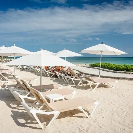 Caleta Tankah Hotel 3*