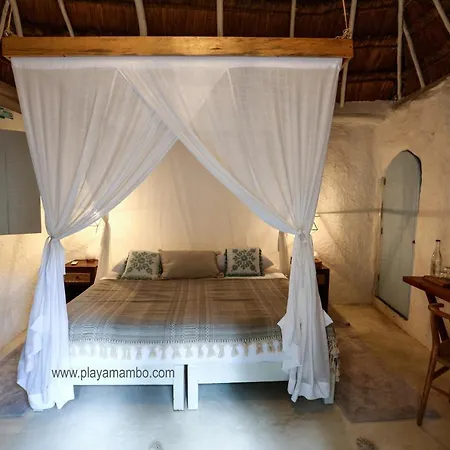 Playa Mambo Eco Cabanas Hotel