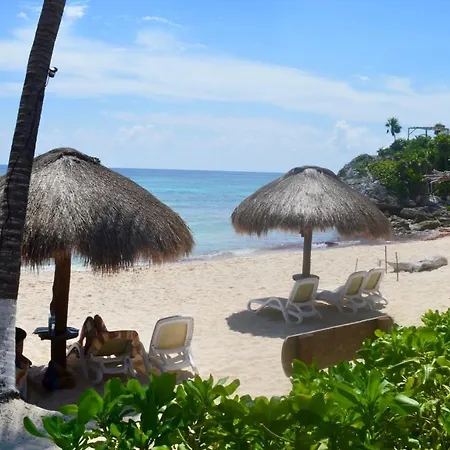 Piedra Escondida Tulum
