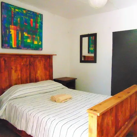 Crucero Bed & Breakfast *