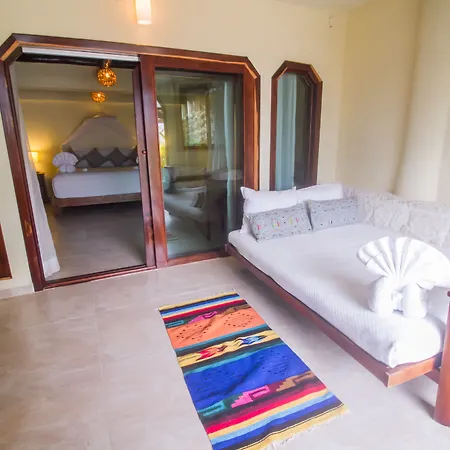 Playa Canek Beachfront Eco Hotel Hotel 4*
