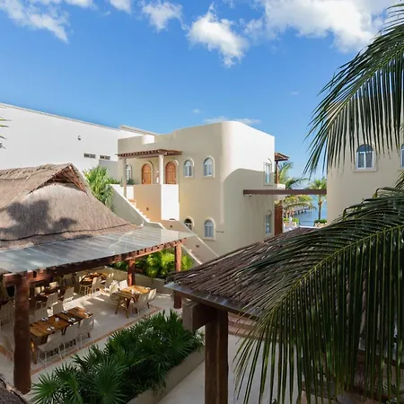 Mereva Hotel 4*