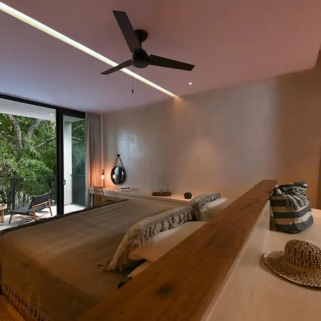 Hotel Casa Agape Boutique Rooftop Pool & Club Access 4*
