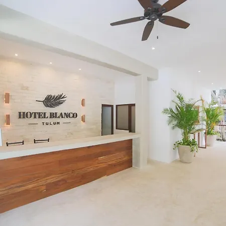 Hotel Blanco Adults Only