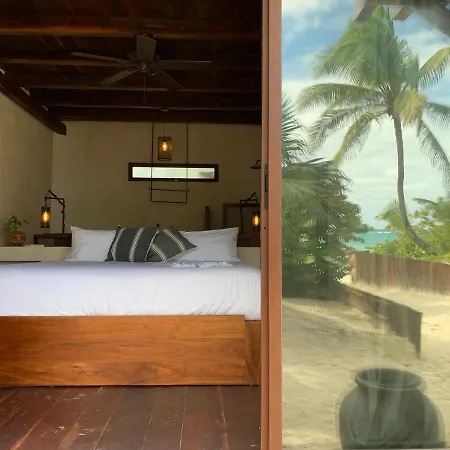 Libelula Beachfront Hotel