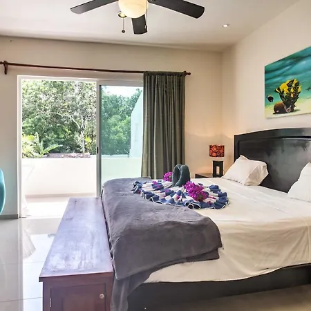 Casa Esmeralda W/ Pool Access & Furnished Patio! *