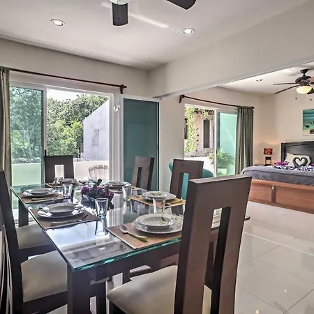 Casa Esmeralda W/ Pool Access & Furnished Patio! Villa *