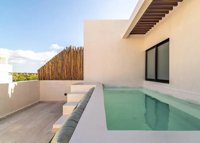 Luxury 3Br Penthouse With Private Plunge Pool