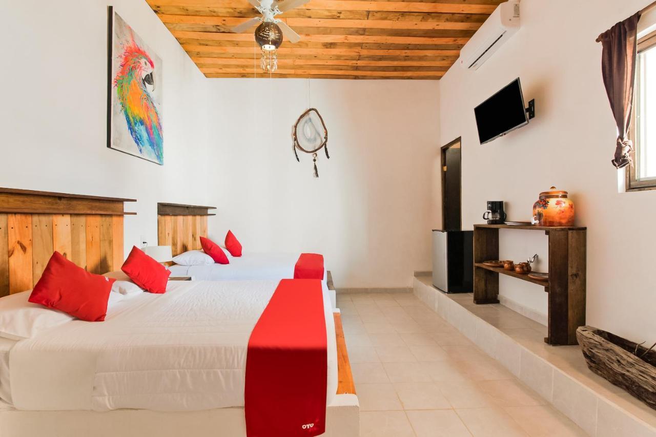 Hotel Oyo Jarro Cafe