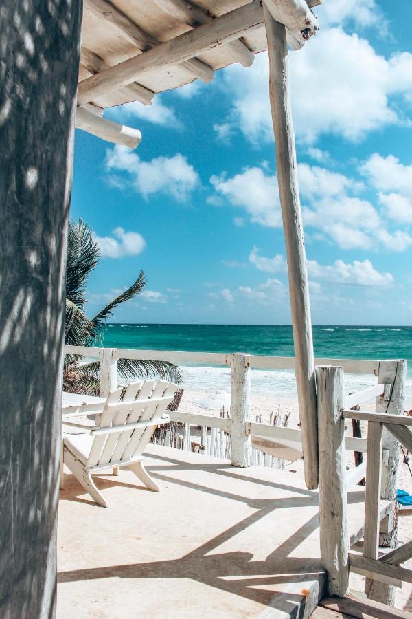 Lamar Front And Pool Tulum