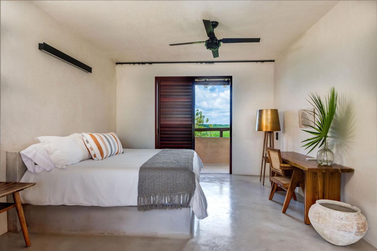 Privada Soliman Bay Pets Welcome! *
