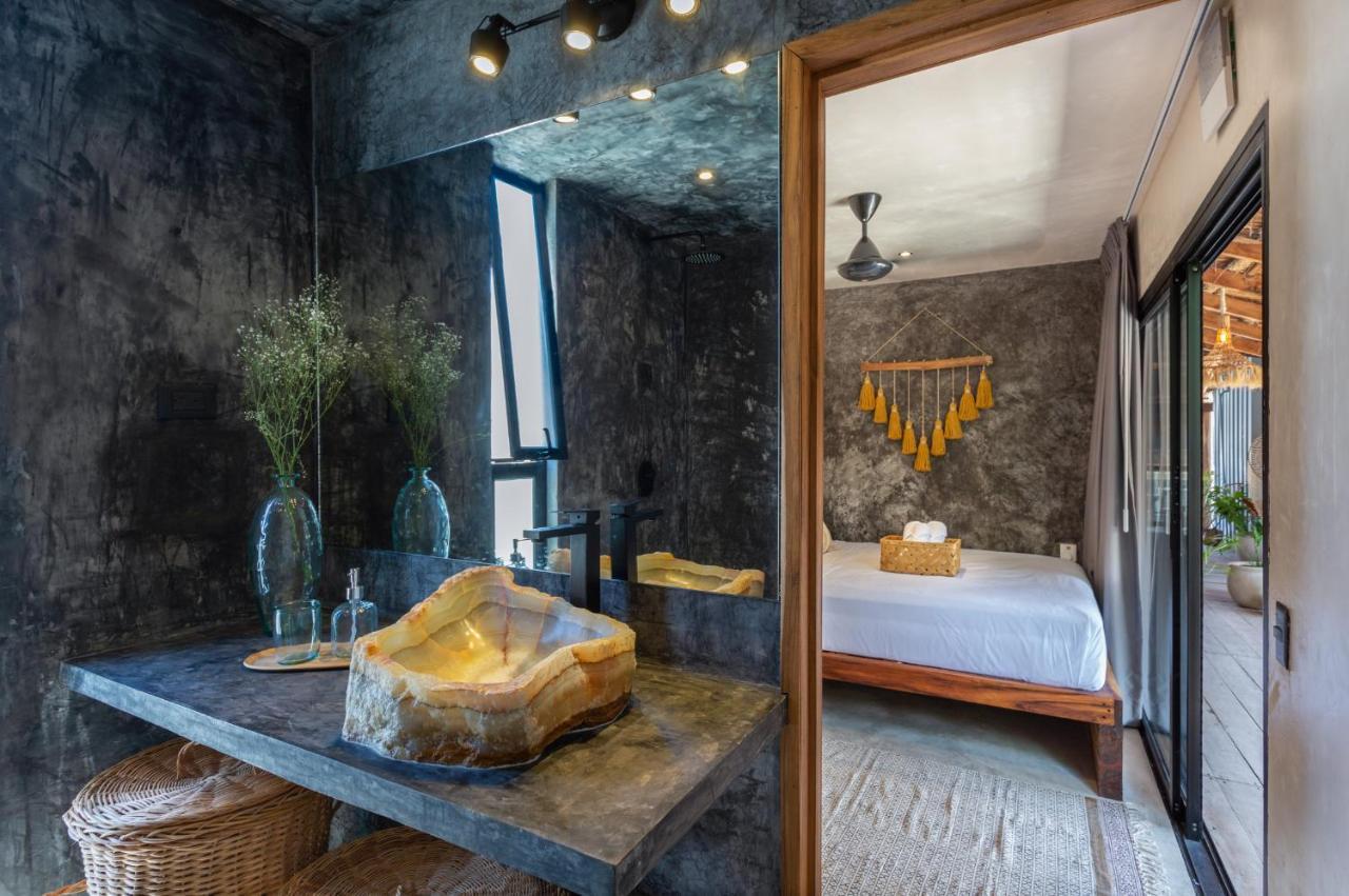 Meteora & Coffeehouse Hostel