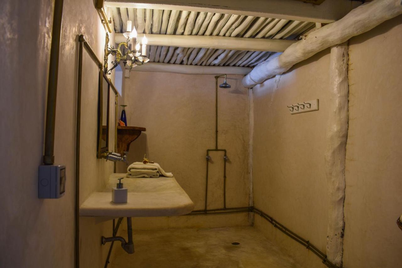 Lamar Front And Pool