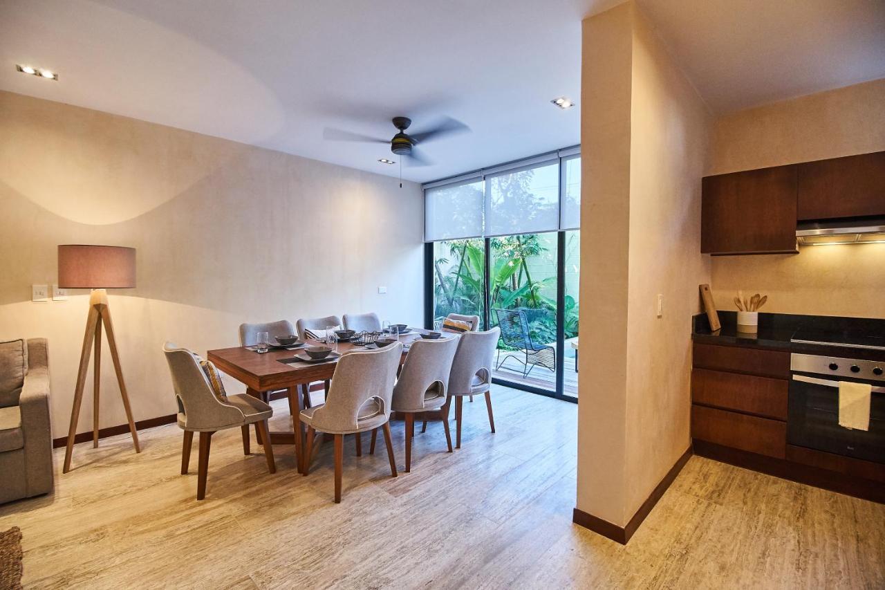 Don Quijote - Private Pool & Club Access *