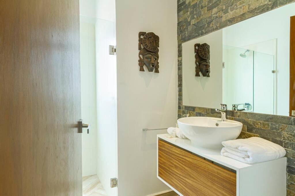 Apartment Perfect Getaway A Yaaxlum 106